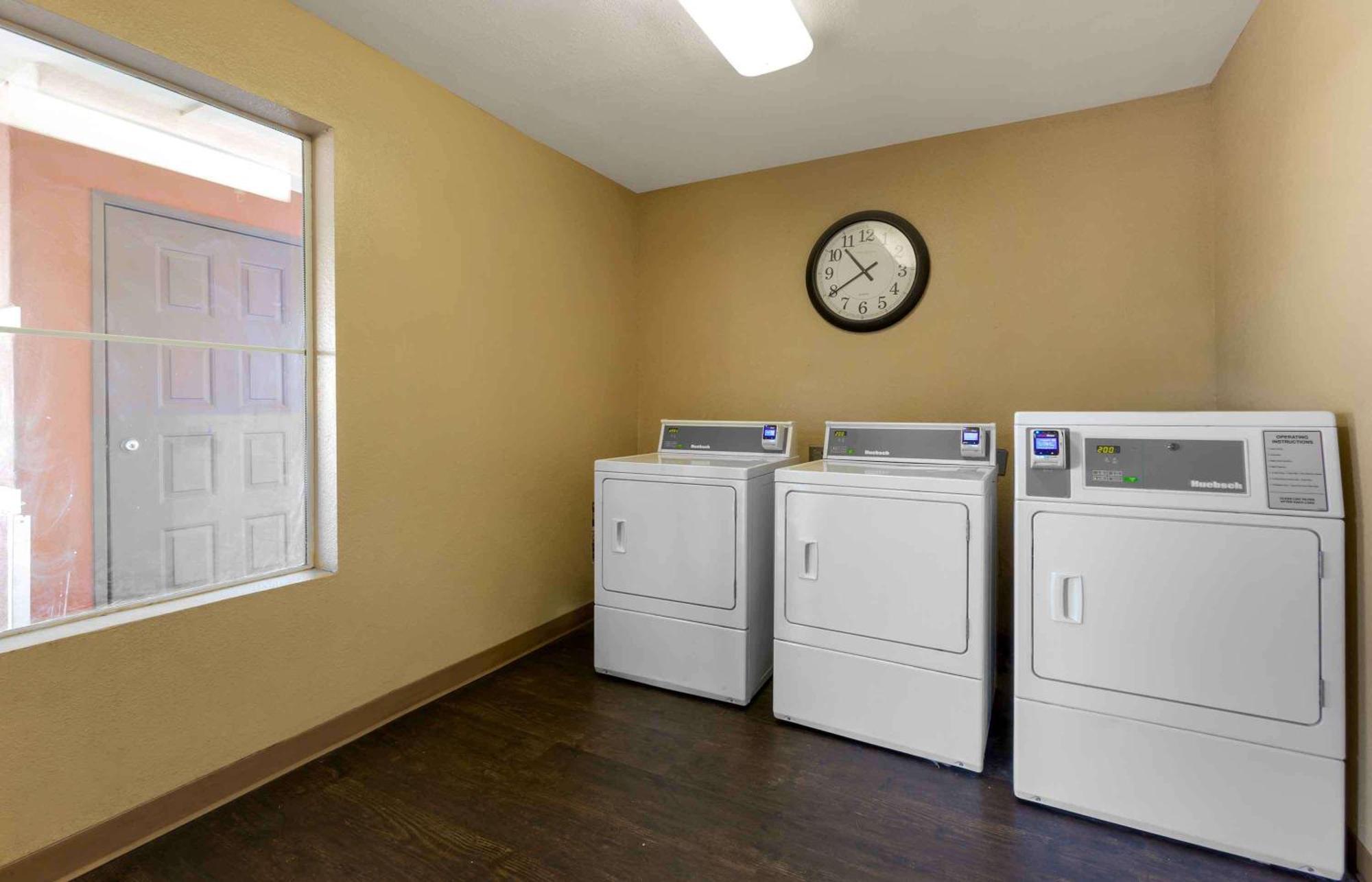 Extended Stay America Suites - Phoenix - Chandler - E Chandler Blvd Esterno foto