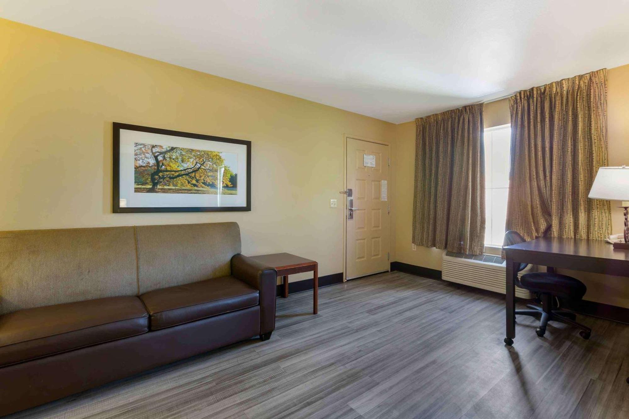 Extended Stay America Suites - Phoenix - Chandler - E Chandler Blvd Esterno foto